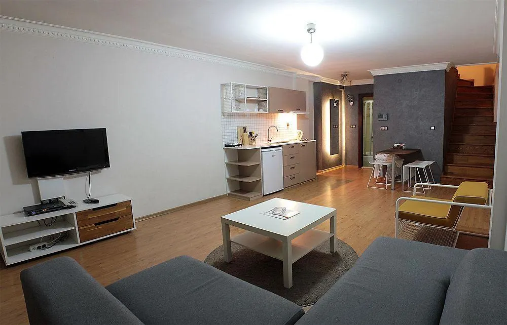 Fullhouse Residence Istanbul Aparthotel